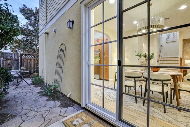 136 Avellino Way, Mountain View, CA 94043