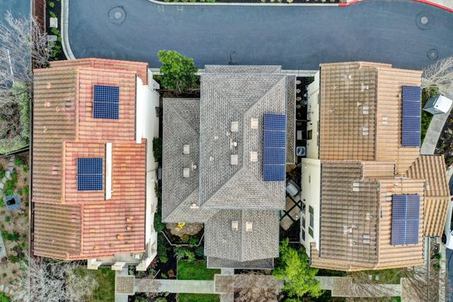 136 Avellino Way, Mountain View, CA 94043