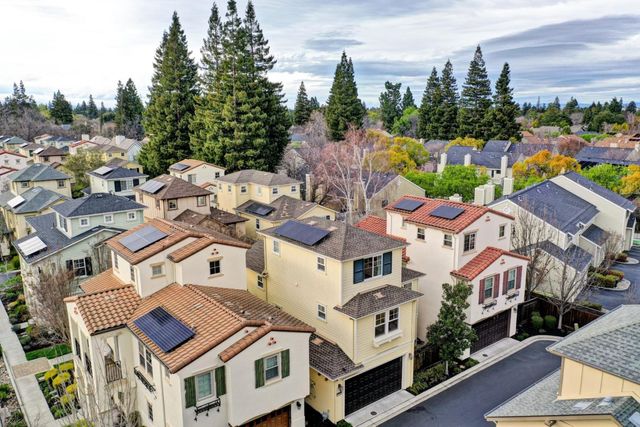 136 Avellino Way, Mountain View, CA 94043