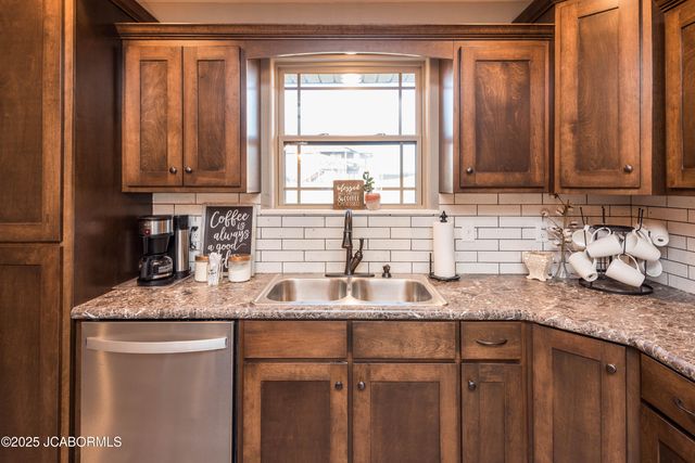 5314 WESTWARD LANE, Jefferson City, MO 65109