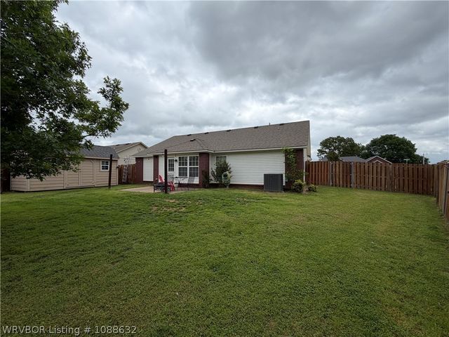 291 Azalea Drive, Greenwood, AR 72936