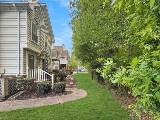 701 Meherrin River Ct Apt D, Chesapeake, VA 23320