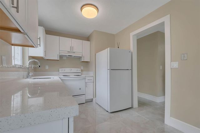 9241 SW 204th Ter 0, Cutler Bay, FL 33189