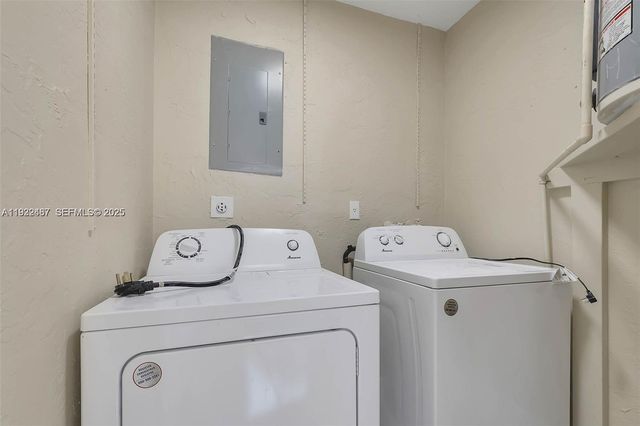 9241 SW 204th Ter 0, Cutler Bay, FL 33189