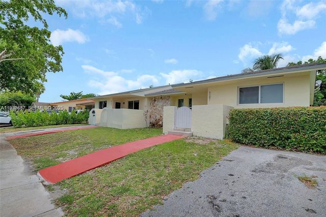 9241 SW 204th Ter 0, Cutler Bay, FL 33189