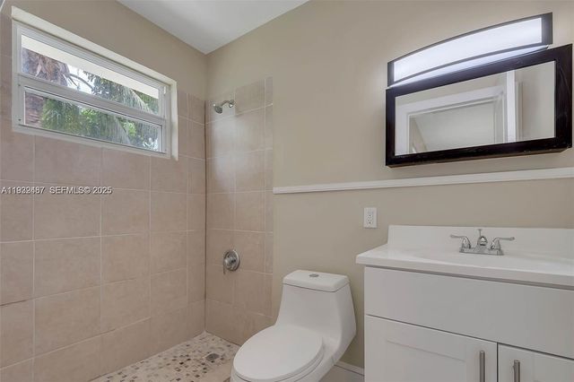 9241 SW 204th Ter 0, Cutler Bay, FL 33189