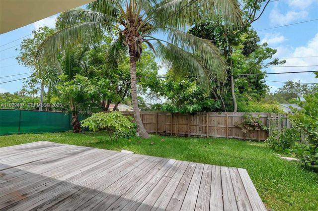 9241 SW 204th Ter 0, Cutler Bay, FL 33189
