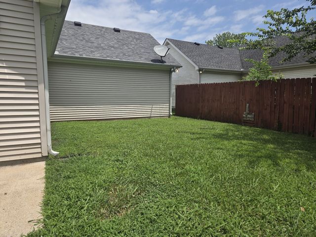 5031 Nina Marie Ave, Murfreesboro, TN 37129