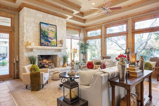 2121 Landmark Lane, Kerrville, TX 78028