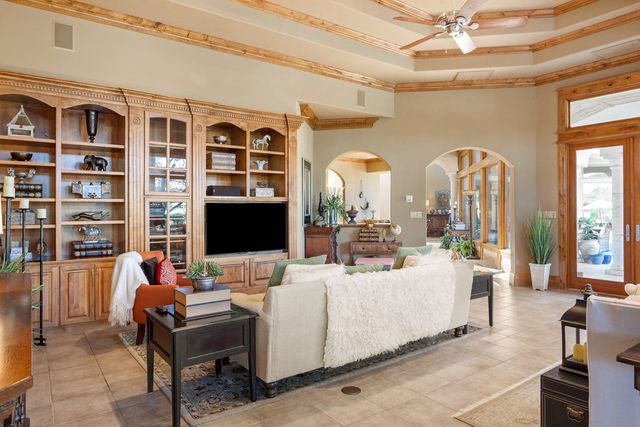 2121 Landmark Lane, Kerrville, TX 78028