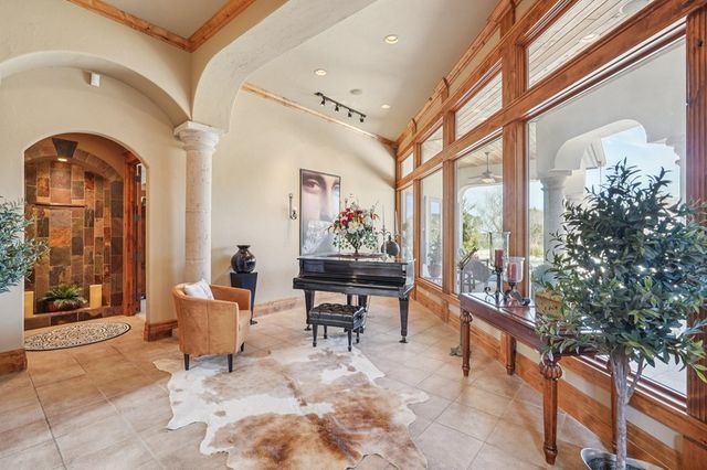 2121 Landmark Lane, Kerrville, TX 78028