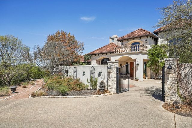 2121 Landmark Lane, Kerrville, TX 78028