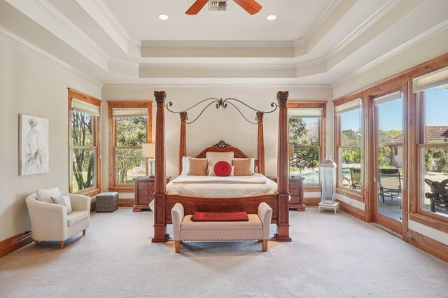 2121 Landmark Lane, Kerrville, TX 78028