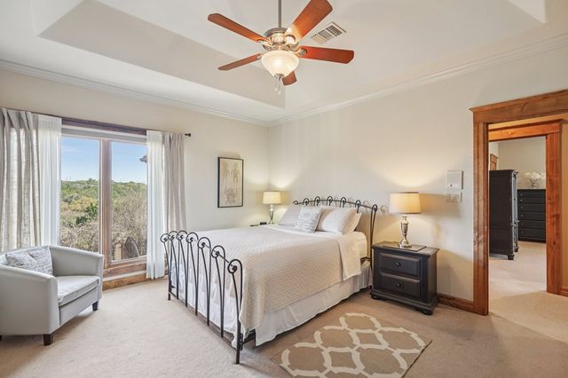 2121 Landmark Lane, Kerrville, TX 78028