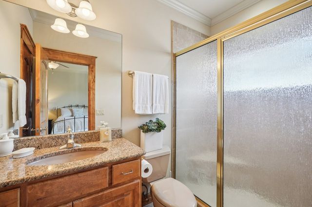 2121 Landmark Lane, Kerrville, TX 78028