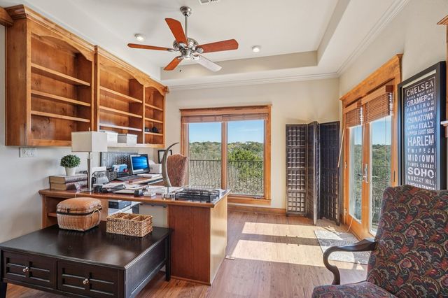 2121 Landmark Lane, Kerrville, TX 78028