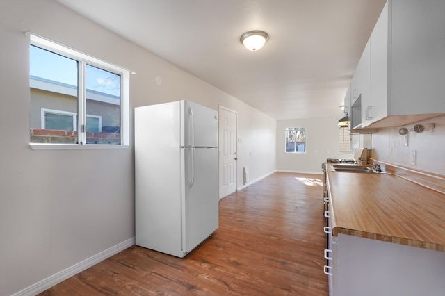 4032 Comanche Road NE, Albuquerque, NM 87110