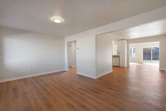 4032 Comanche Road NE, Albuquerque, NM 87110