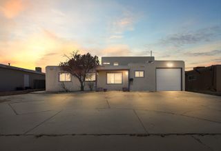 4032 Comanche Road NE, Albuquerque, NM 87110