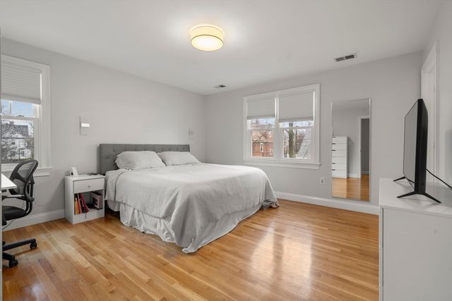 13 Mill St 1, Boston, MA 02122