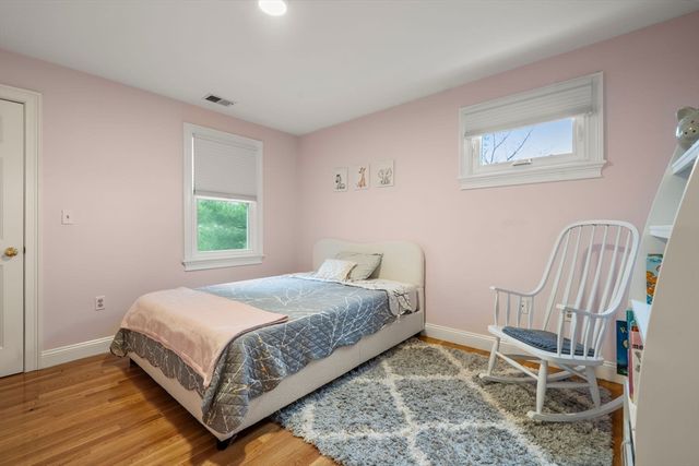 13 Mill St 1, Boston, MA 02122