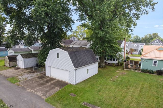 909 32nd Street, Parkersburg, WV 26104