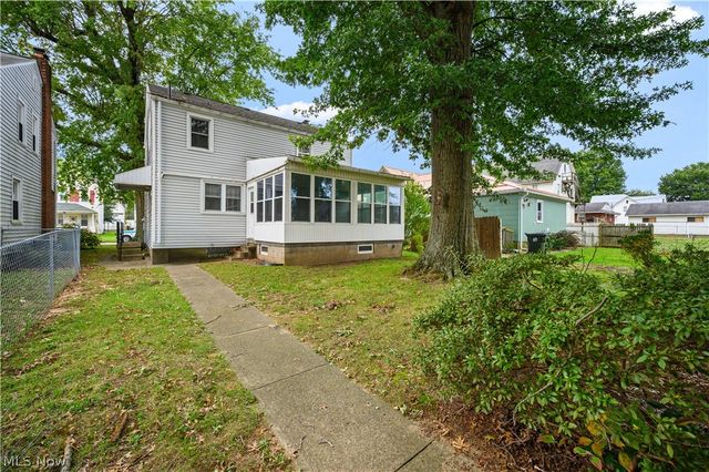 909 32nd Street, Parkersburg, WV 26104