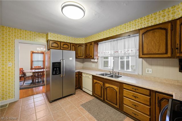 909 32nd Street, Parkersburg, WV 26104