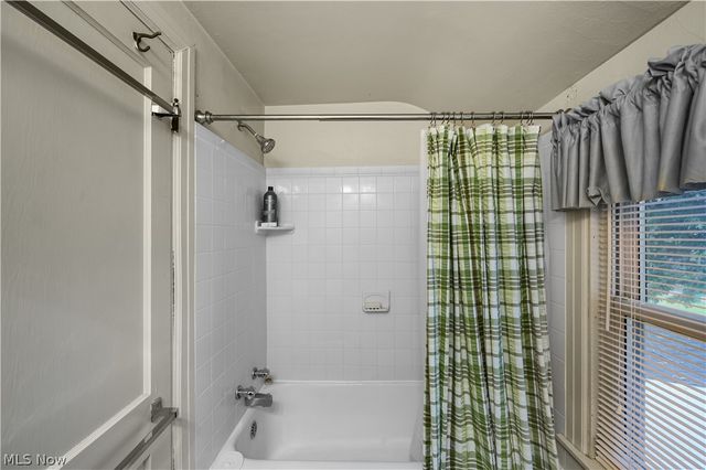 909 32nd Street, Parkersburg, WV 26104