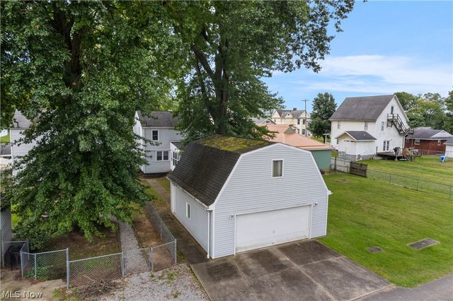 909 32nd Street, Parkersburg, WV 26104
