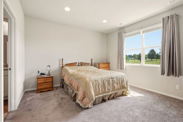8013 S Fruitvale Ln, Cheney, WA 99004