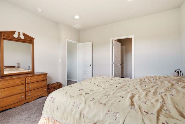 8013 S Fruitvale Ln, Cheney, WA 99004
