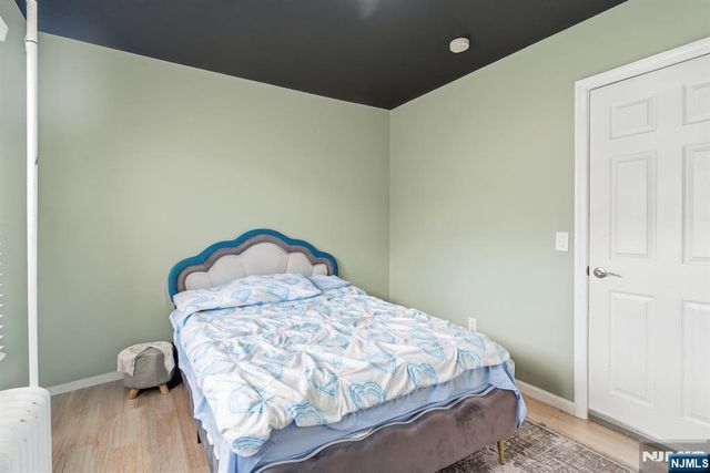 32 Elmwood Terrace, Irvington, NJ 07111