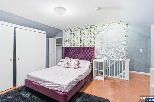 32 Elmwood Terrace, Irvington, NJ 07111