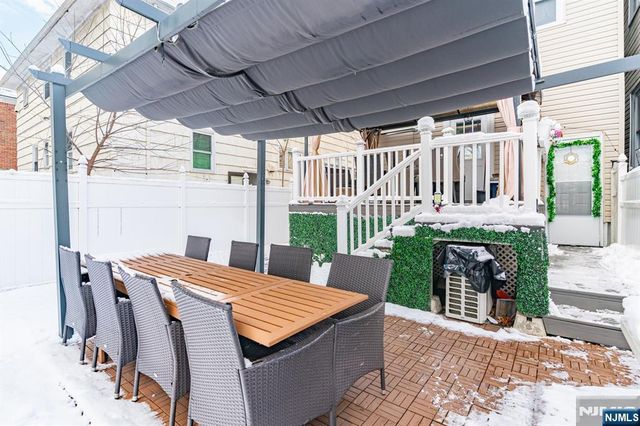 32 Elmwood Terrace, Irvington, NJ 07111