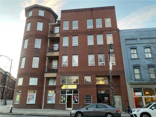 360 S Elm Street 209, Greensboro, NC 27401