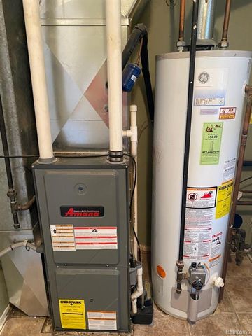 24404 Simmons Drive, Novi, MI 48374