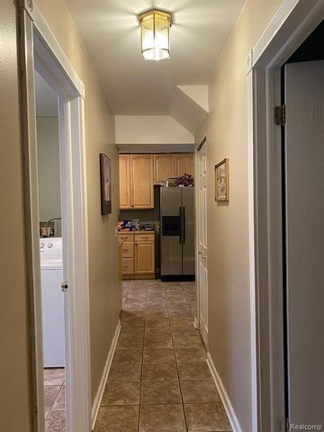 24404 Simmons Drive, Novi, MI 48374