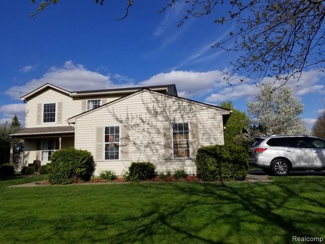 24404 Simmons Drive, Novi, MI 48374