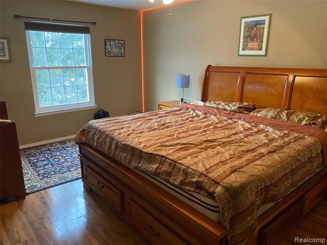 24404 Simmons Drive, Novi, MI 48374