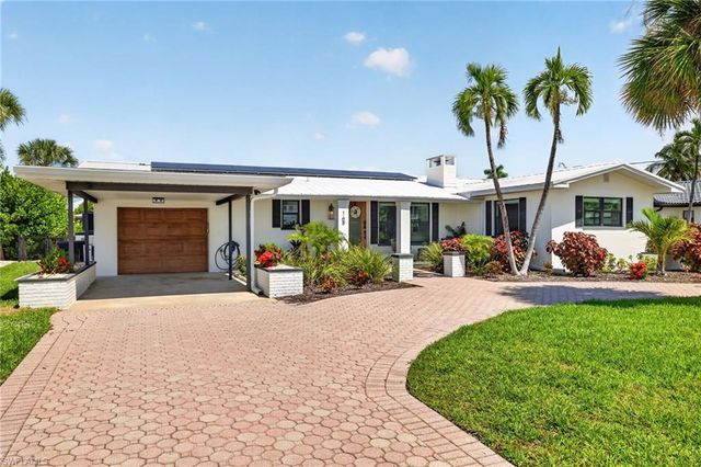 169 Ibis ST, Fort Myers Beach, FL 33931