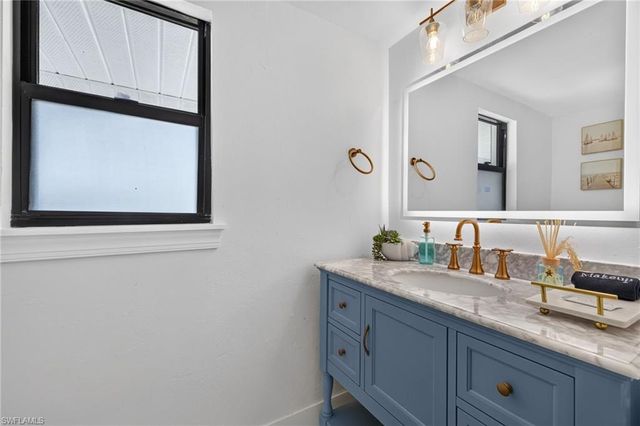 169 Ibis ST, Fort Myers Beach, FL 33931