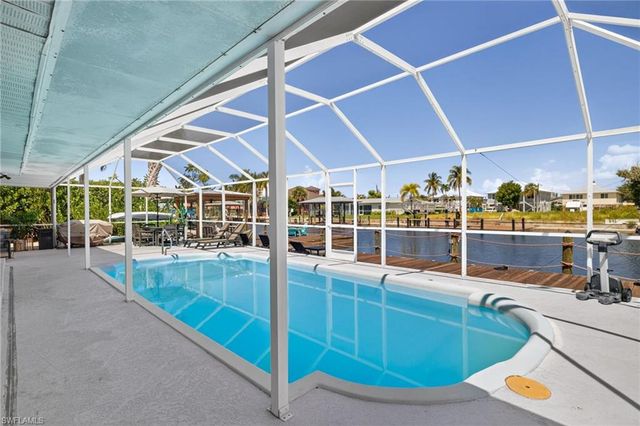 169 Ibis ST, Fort Myers Beach, FL 33931