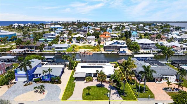 169 Ibis ST, Fort Myers Beach, FL 33931