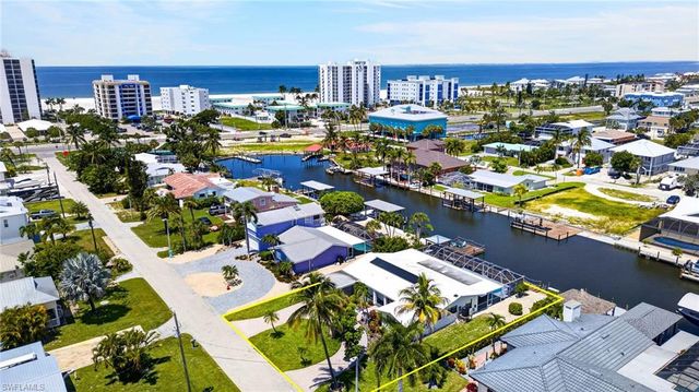 169 Ibis ST, Fort Myers Beach, FL 33931