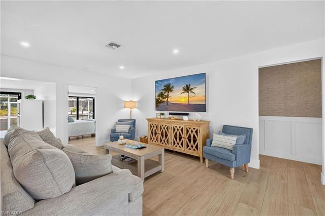 169 Ibis ST, Fort Myers Beach, FL 33931