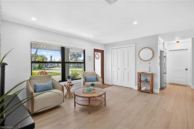 169 Ibis ST, Fort Myers Beach, FL 33931