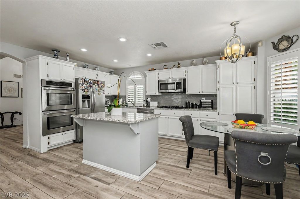9824 Cactus View Avenue, Las Vegas, NV 89117 — photo 3