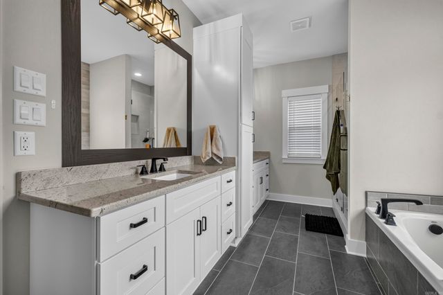 10703 HWY 298 Highway, Benton, AR 72019
