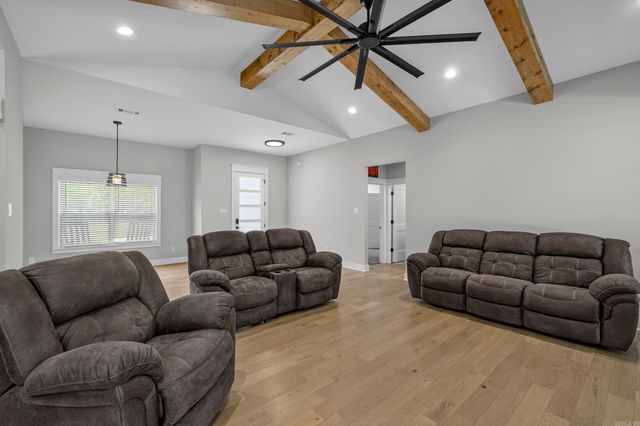 10703 HWY 298 Highway, Benton, AR 72019